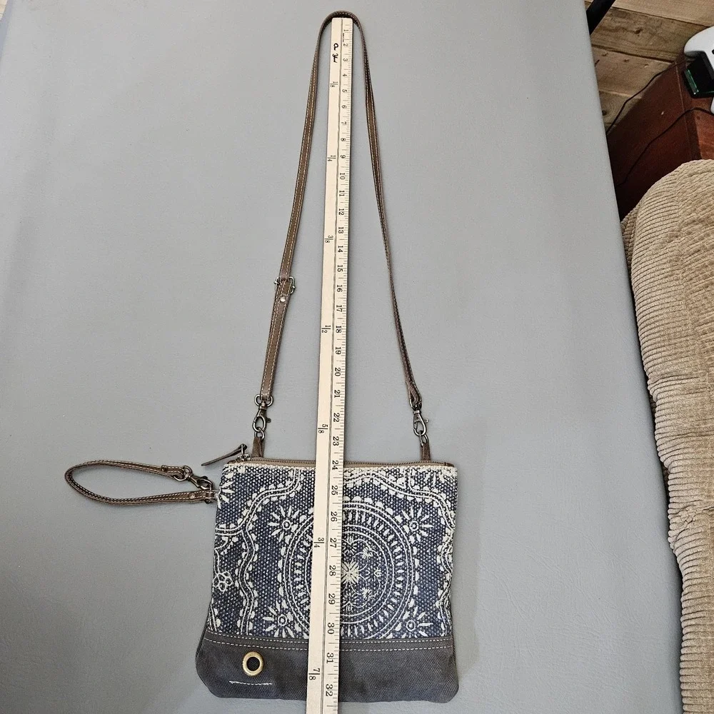 Myra Bag Sapphire‎ Gray Canvas Leather Crossbody Wristlet Strap Boho